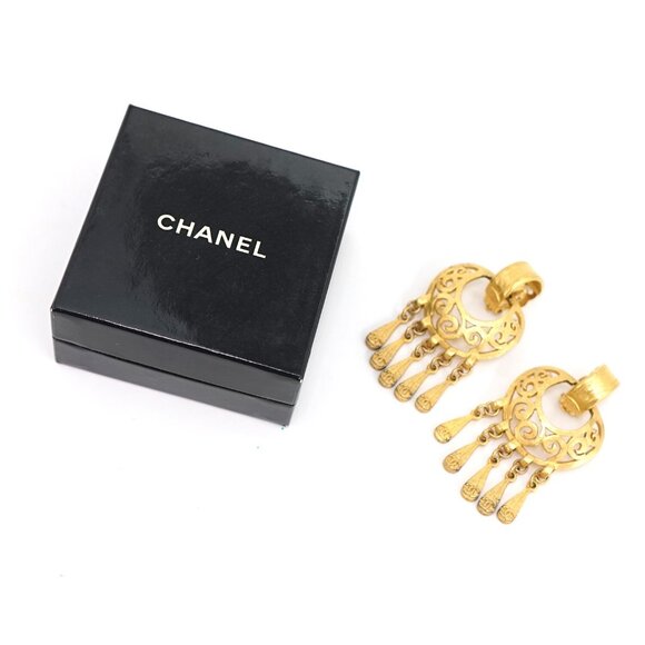 CHANEL CC Logos Fringe Hoop Clip-On Earrings Gold Tone 95P Auth - Picture 2 of 5